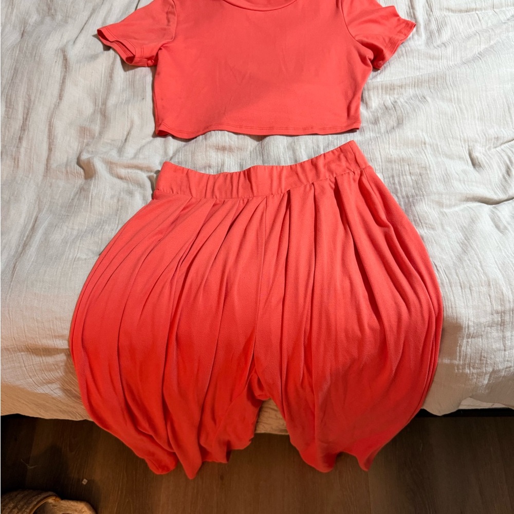 WinWin Vibrant Red Apparel